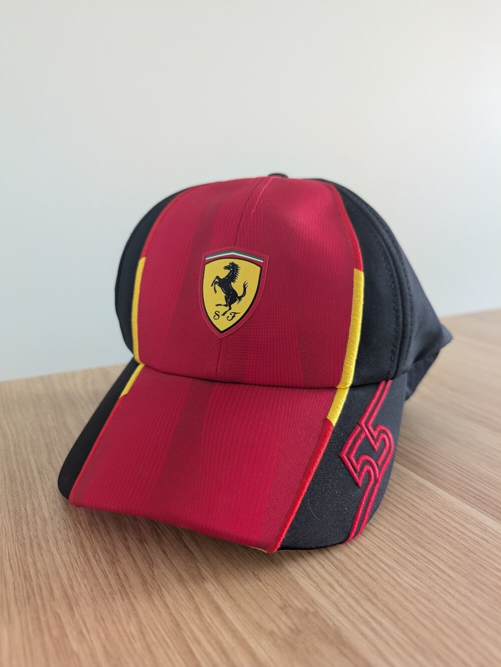 Ferrari F1 Cap - Carlos Sainz